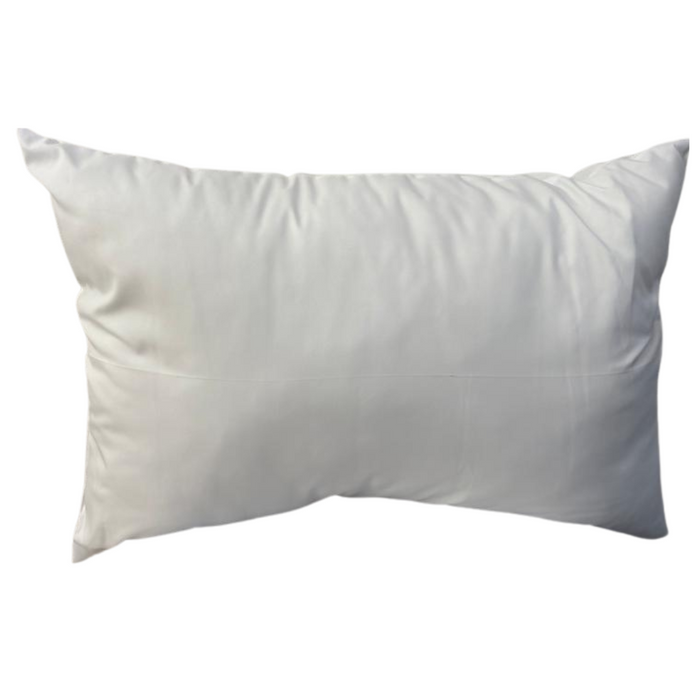 Almohada blanca básica 55x40 cm con diseño funcional para descanso diario.